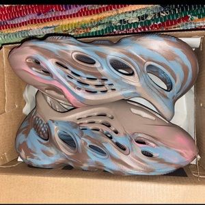 Yeezy Foam Runners Size 6